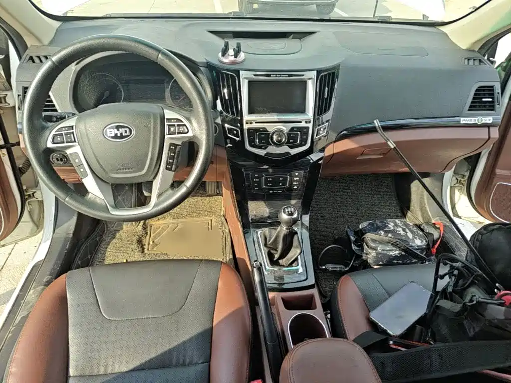 BYD Surui 2015 2015 1.5L Manual Luxury