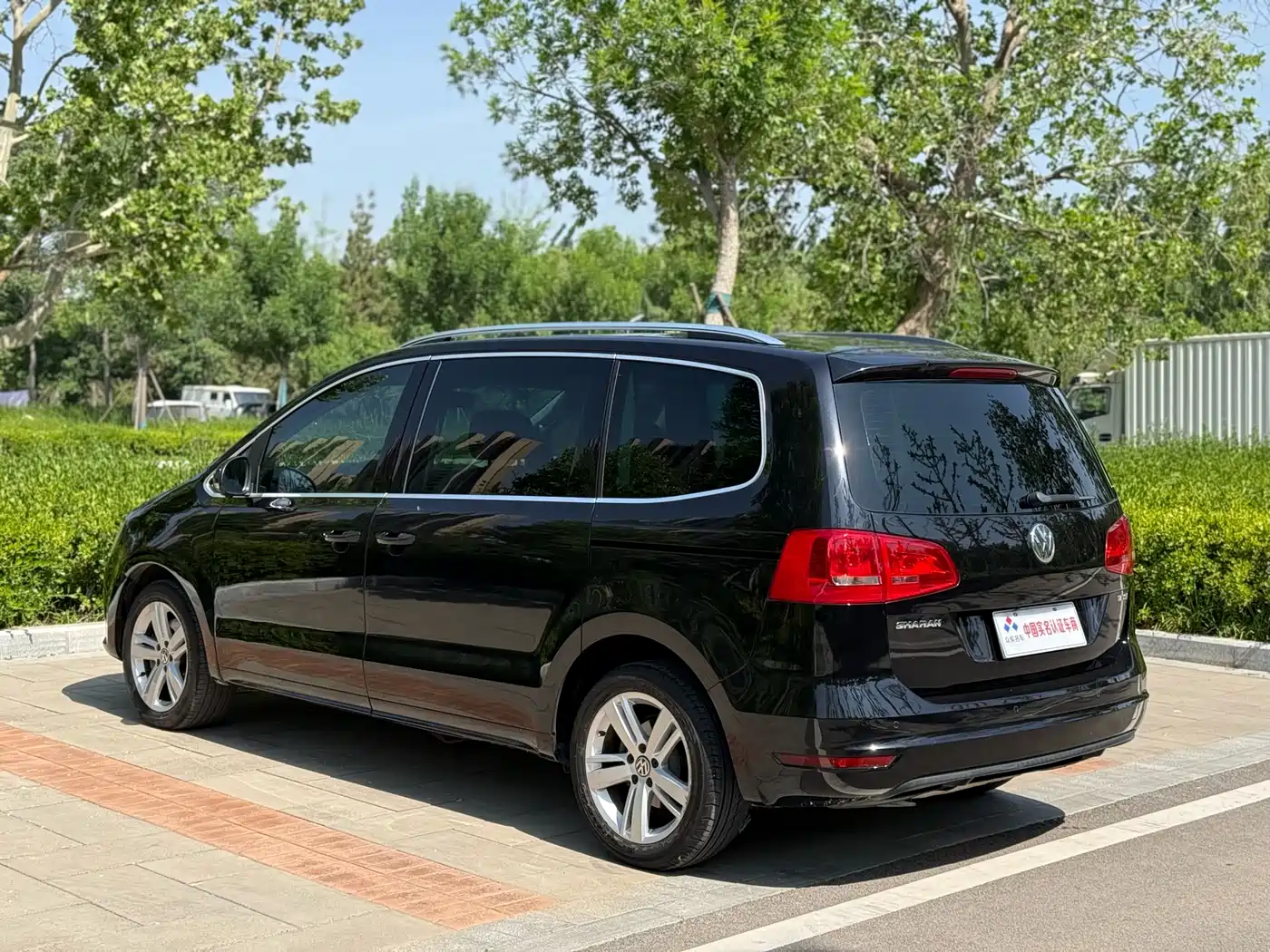 Volkswagen Sharan 2015 1.8TSI Comfort фото 19