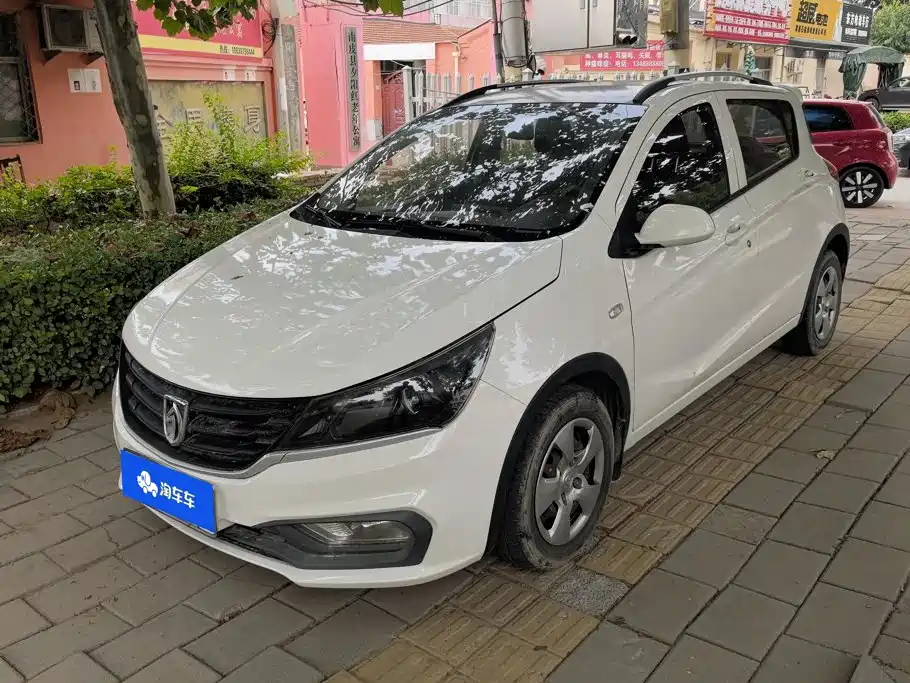  Baojun Baojun 310 2016 1.2L Manual Comfort Model