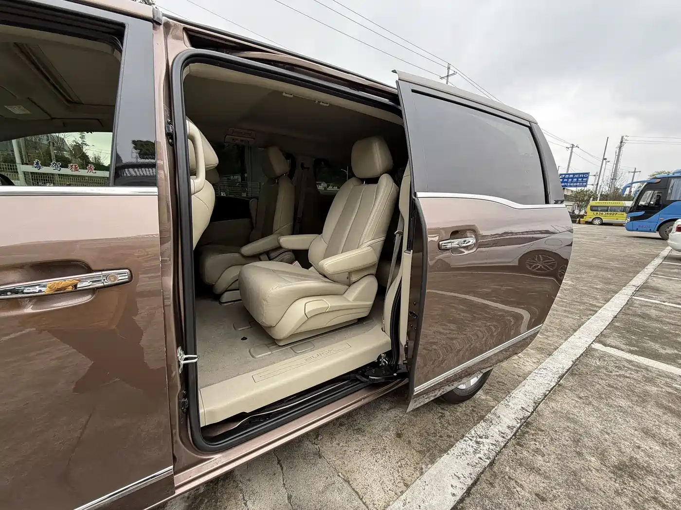Buick GL8 2018 28T Luxury Model China VI фото 13