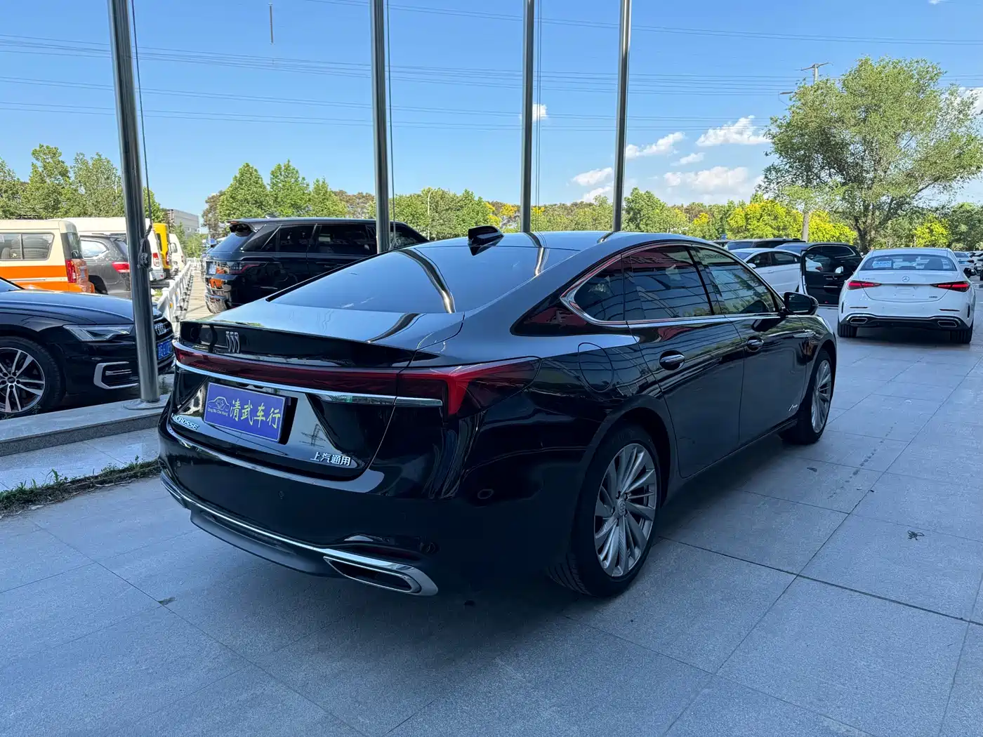 Buick LaCrosse 2023 Avenir Edition фото 16