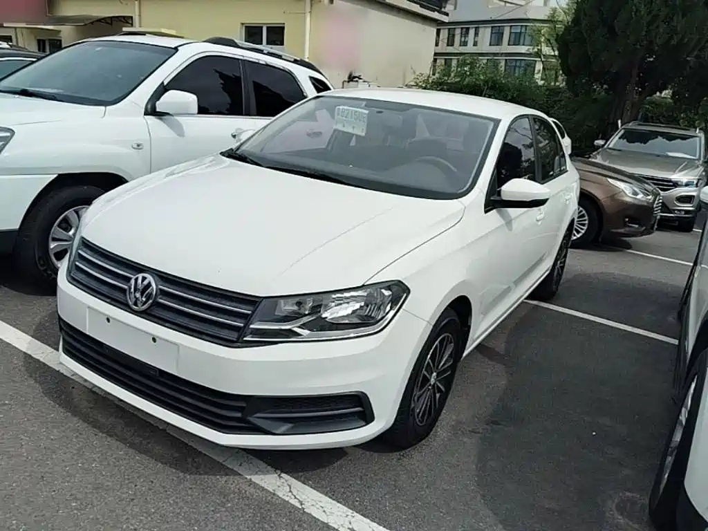 Volkswagen Santana, миниатюра 2