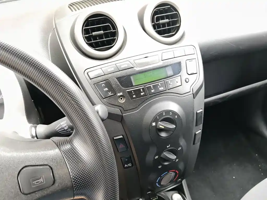 BYD F0 2017 2015 1.0L AMT Xuan Cool Edition