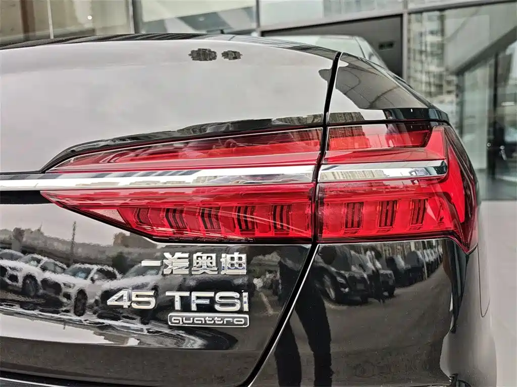 Audi A6L 2024 45 TFSI quattro Premium Dynamic фото 16