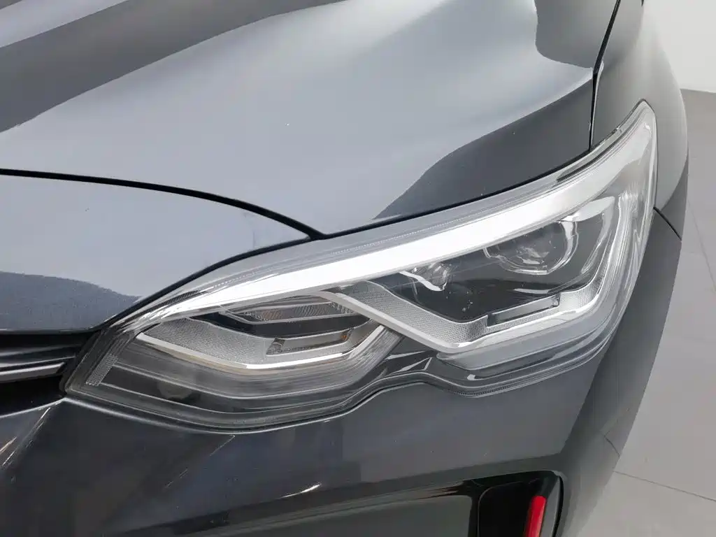 Chevrolet Volando 2023 2020 Mild Hybrid Redline 530T Automatic Premium Edition (5+2 seater)
