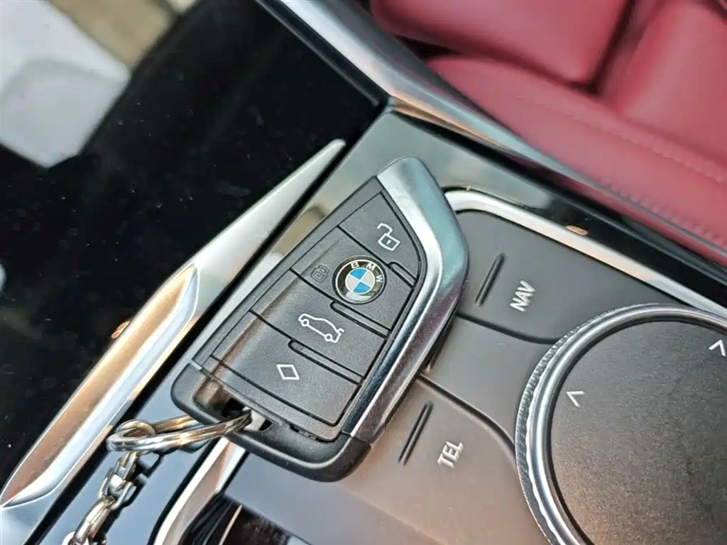 BMW i3 2022 eDrive 35 L фото 9