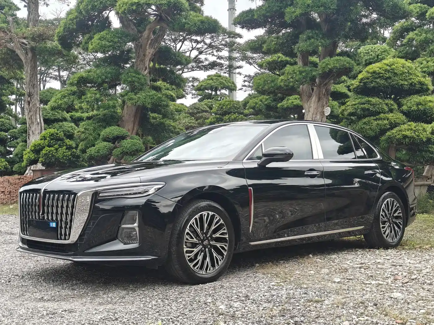 Hongqi H5 2025 2.0T Automatic Flag Celebration 500,000 Units Anniversary Edition