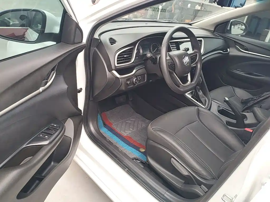 Фото 16 - Buick Excelle
