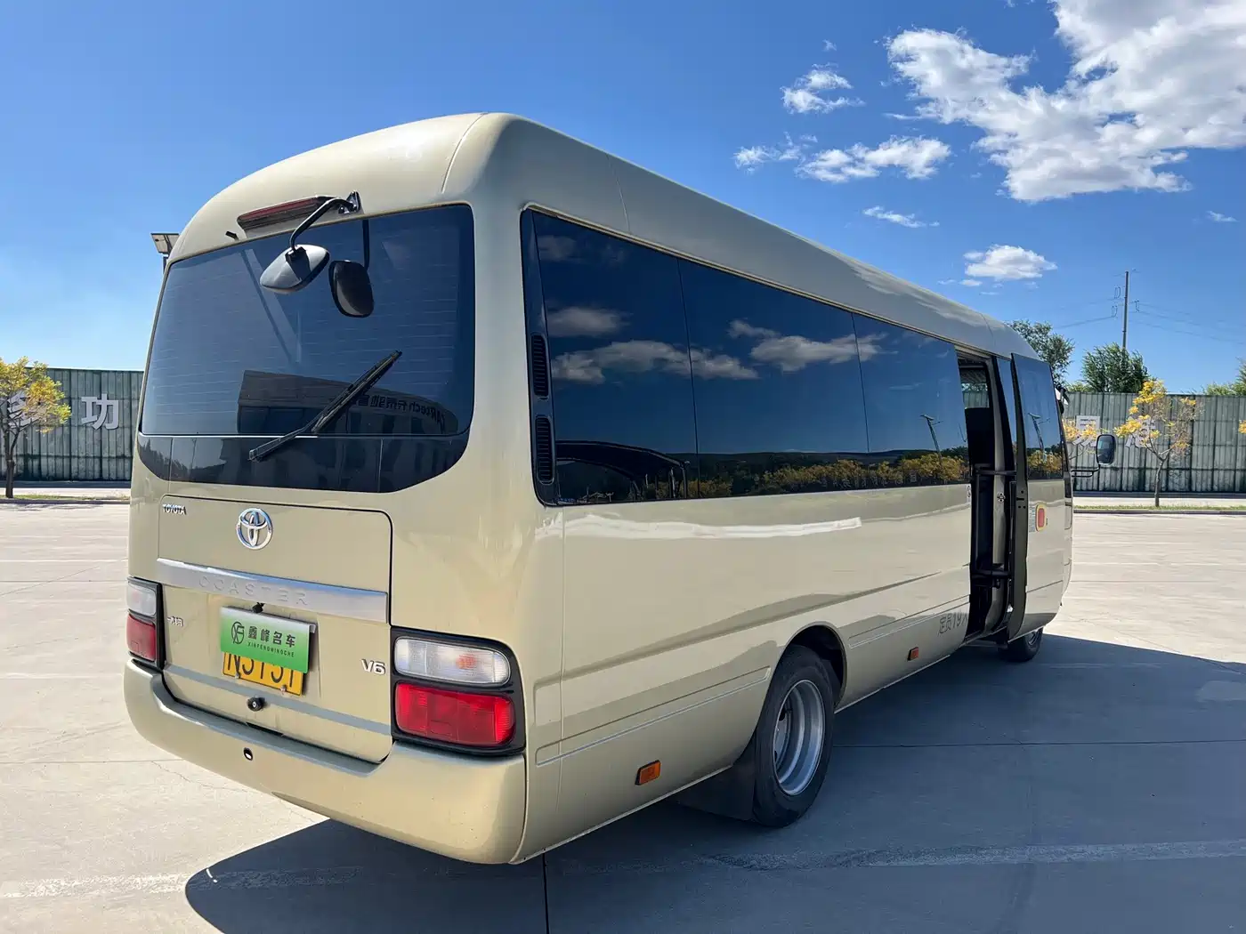 Toyota Coaster 2021 2019 4.0L Luxury Vehicle GRB53L-ZCMEK 20-seater 9GR