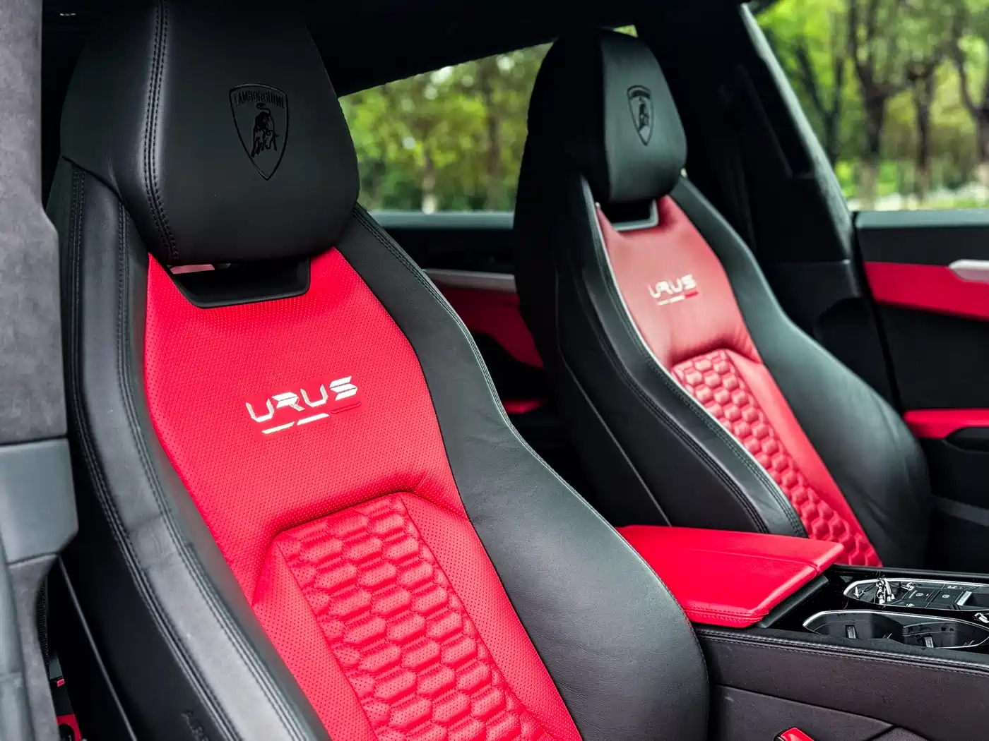 Lamborghini Urus 2018 4.0T V8 фото 15