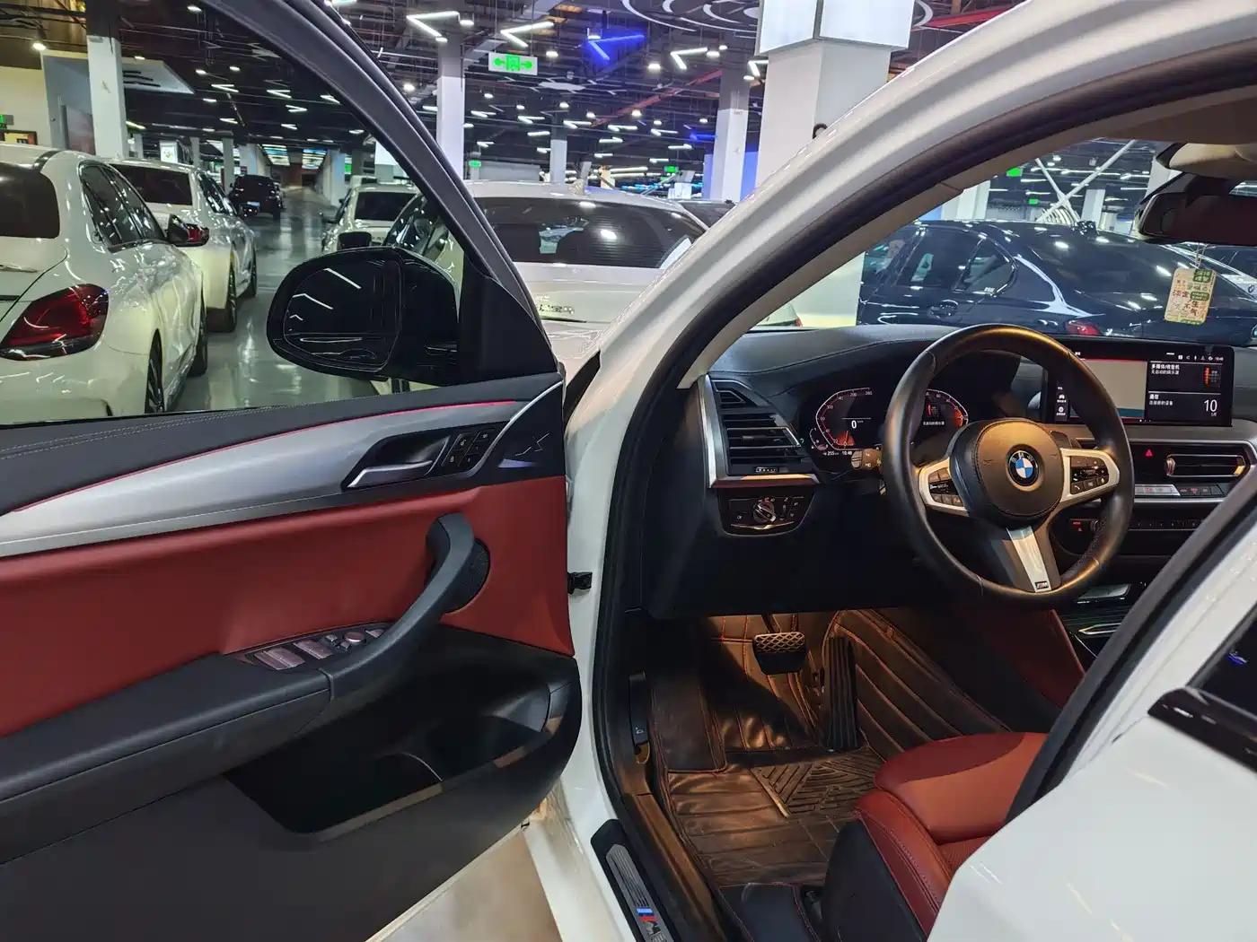 BMW X4 2022 xDrive 25i M Sport Package фото 3