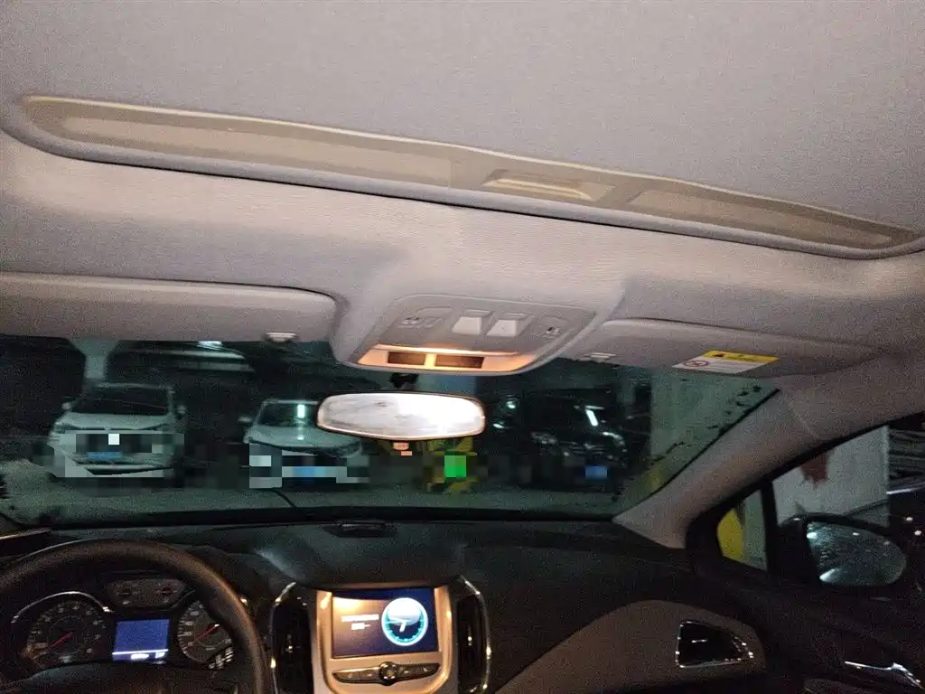 Chevrolet Cruze 2017 1.5L Automatic Pioneer Sunroof фото 14