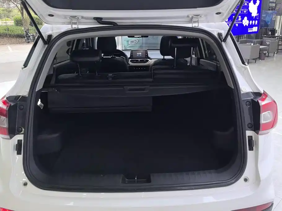 Baojun 510 2017 2017 1.5L Manual Luxury