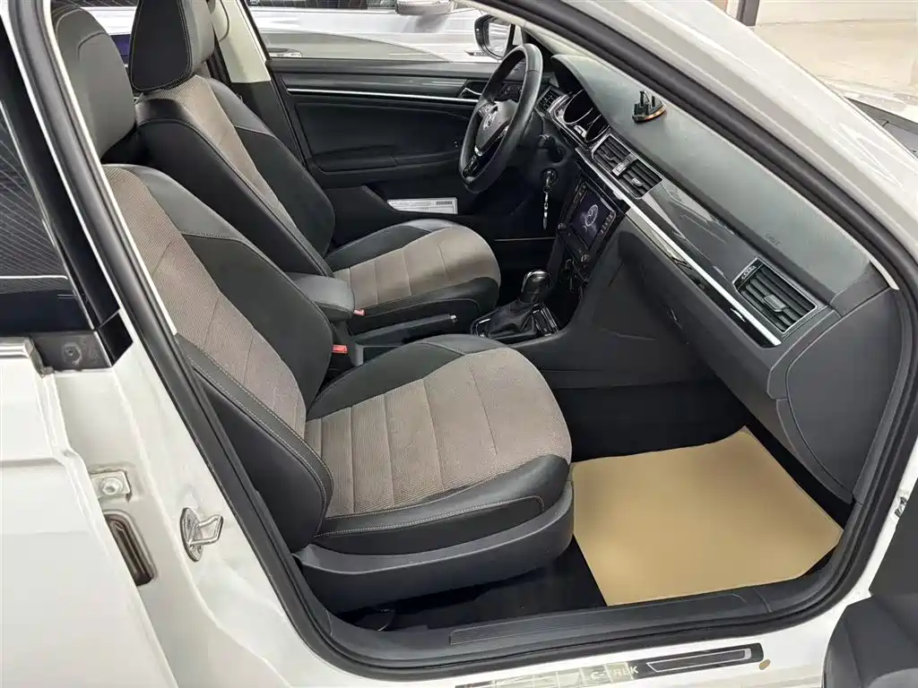 Volkswagen C-TREK 2018 1.5L Automatic Comfort фото 25