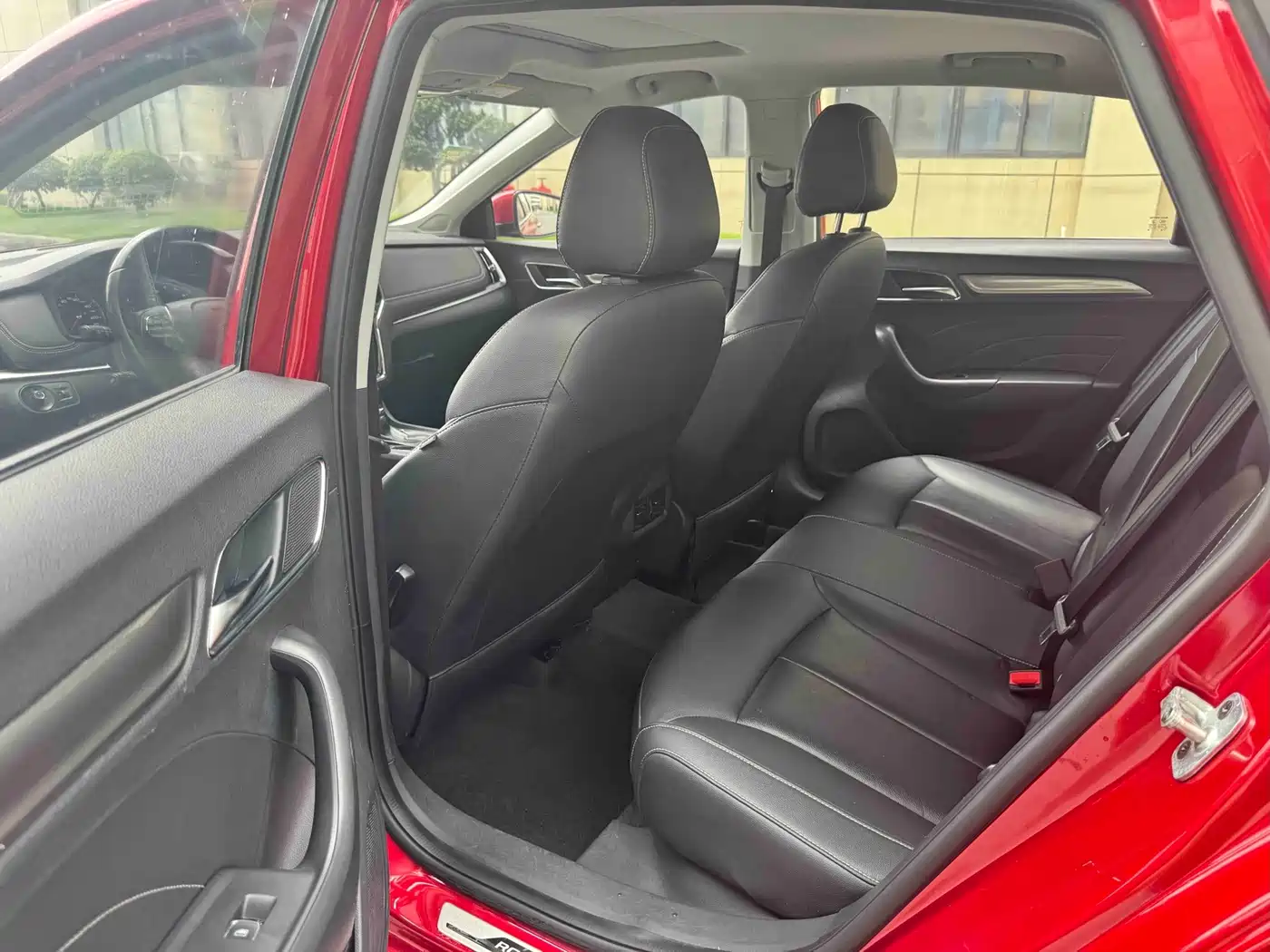 Roewe i6 2017 2017 20T Auto Internet Smart Enjoy Edition