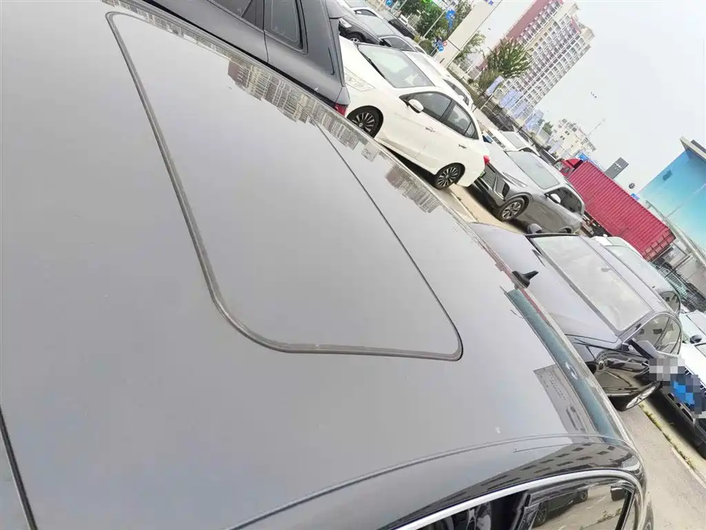 Фото 6 - Audi A6L