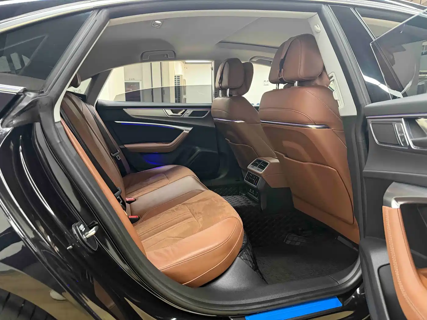 Audi A7L 2025 2024 45 TFSI Luxury