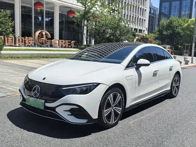  Mercedes-Benz Mercedes-Benz EQE 2025 Model 500 4MATIC Luxury Edition