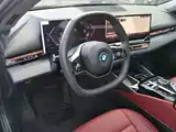 Фото 8 - BMW i5