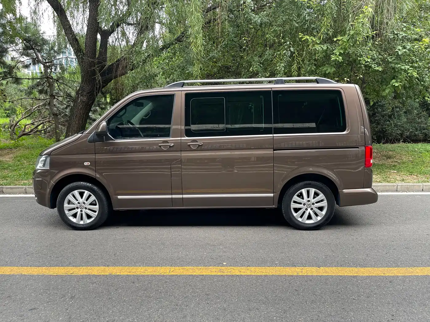 Volkswagen Multivan 2016 2012 2.0TSI 4WD Premium
