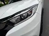 Фото 14 - Honda Vezel
