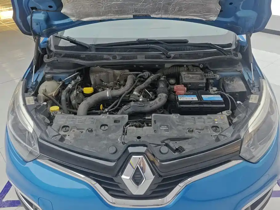 Renault Captur 2016 2015 1.2T Automatic Comfort Edition