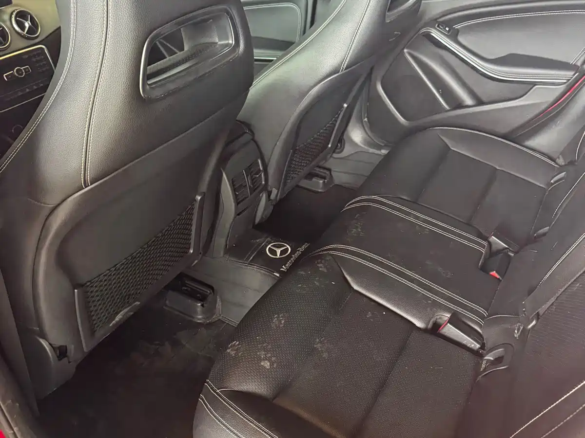 Mercedes-Benz GLA 2015 GLA 200 Dynamic фото 10