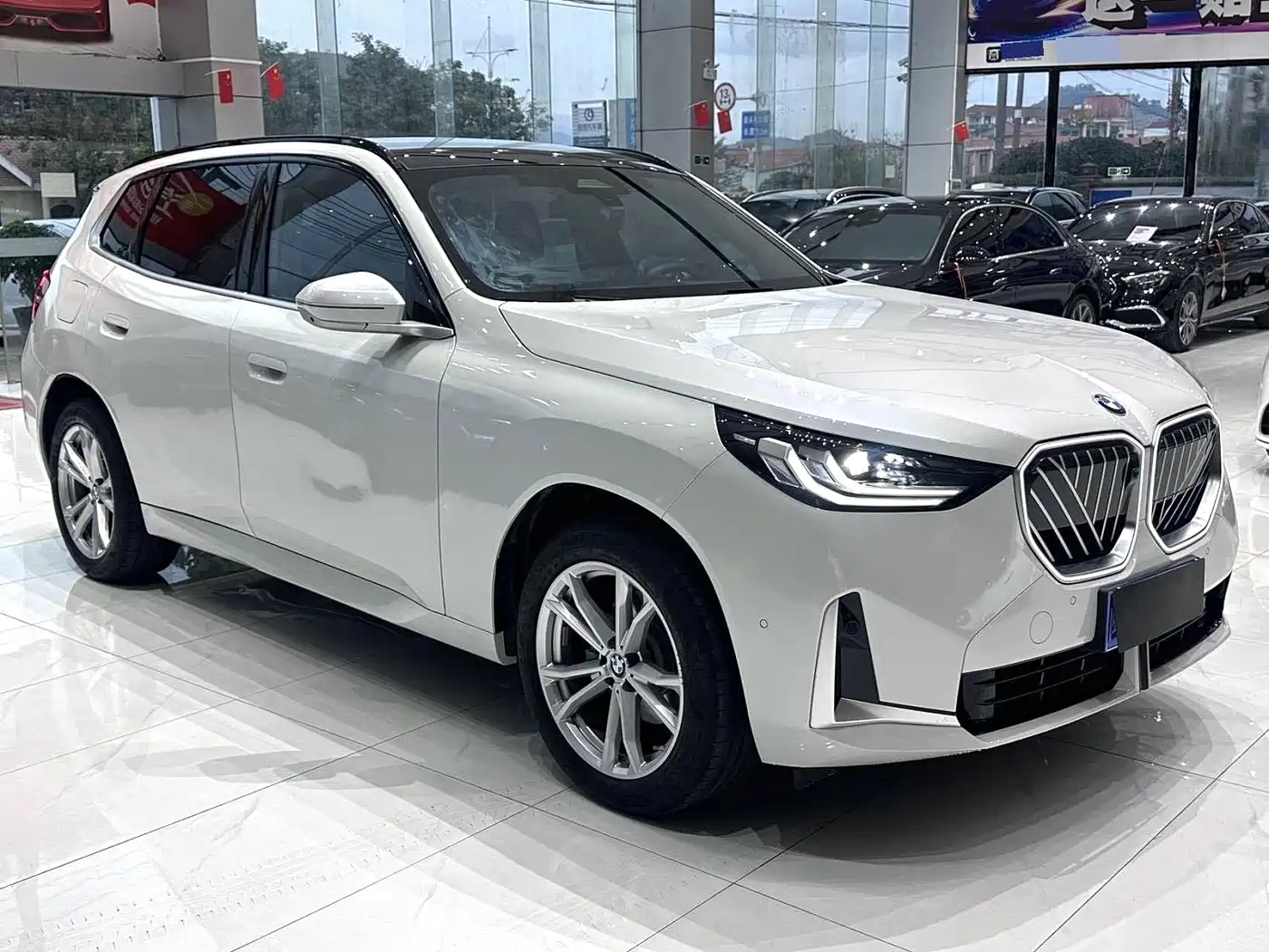 Photo 3 - BMW X3