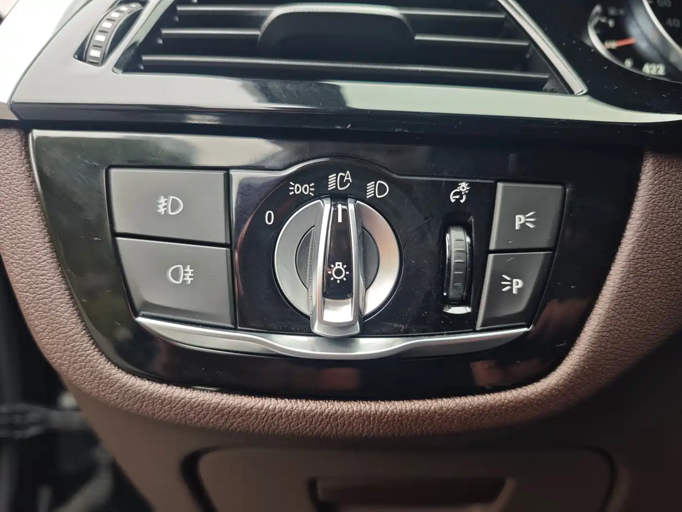 BMW 5 Series 2018 Facelift 530Li Leading Luxury Package фото 17