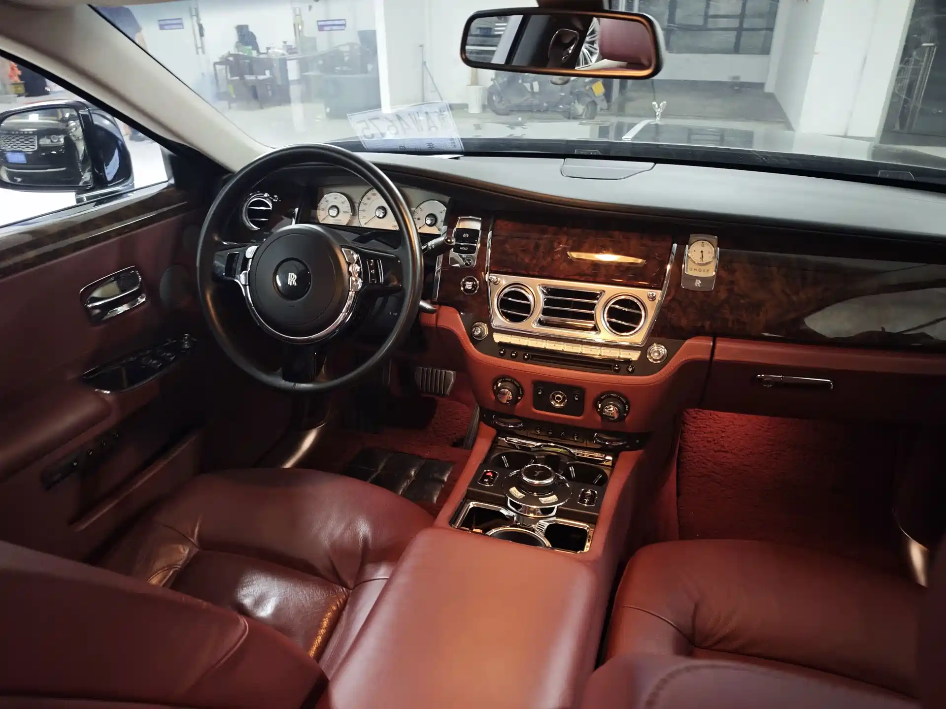 Фото 7 - Rolls-Royce Ghost