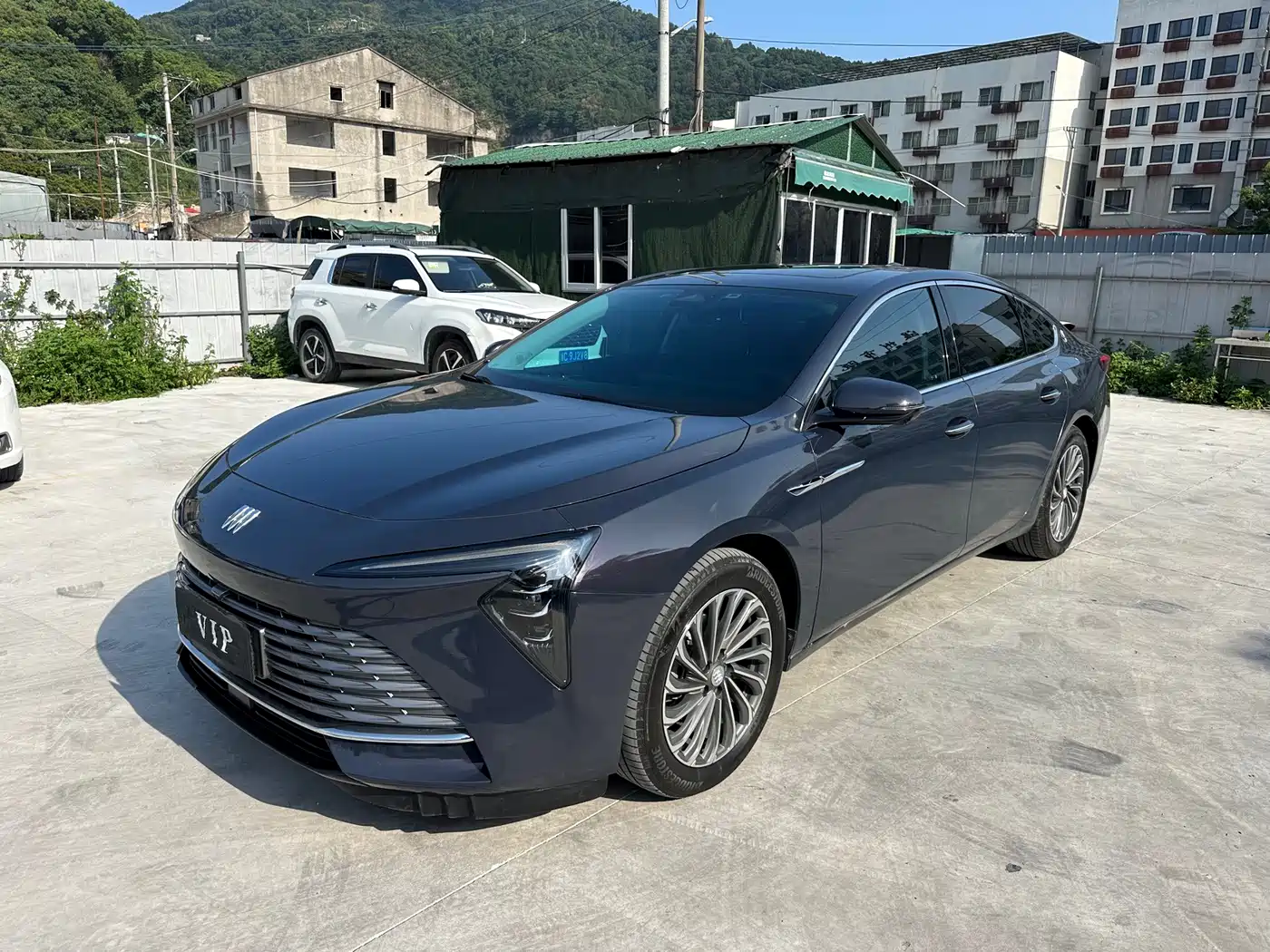  Buick LaCrosse 2023 28T Premium Edition