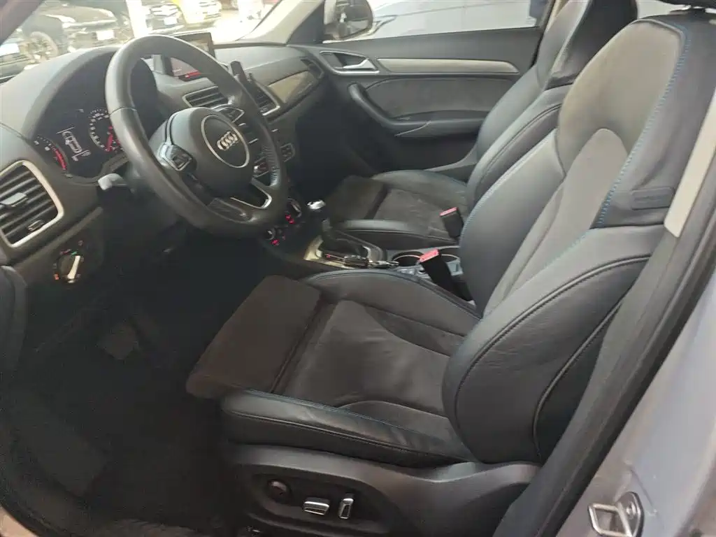 Audi Q3 2018 30th Anniversary Edition 35 TFSI Sport фото 11