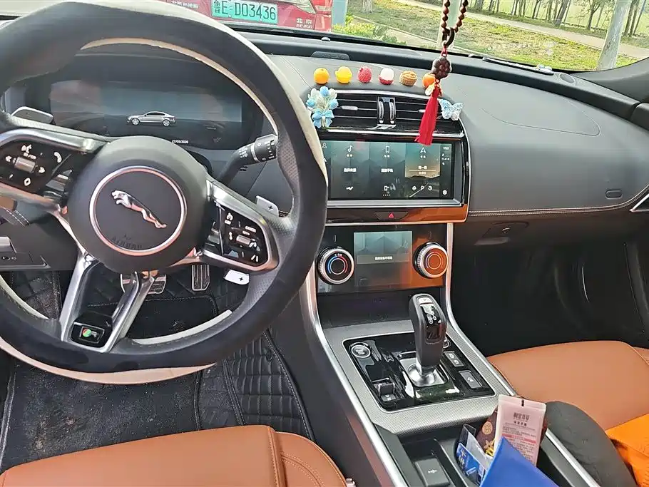 Jaguar XEL 2024 Model 2.0T 250PS R-DYNAMIC S Progressive Sport Edition фото 12