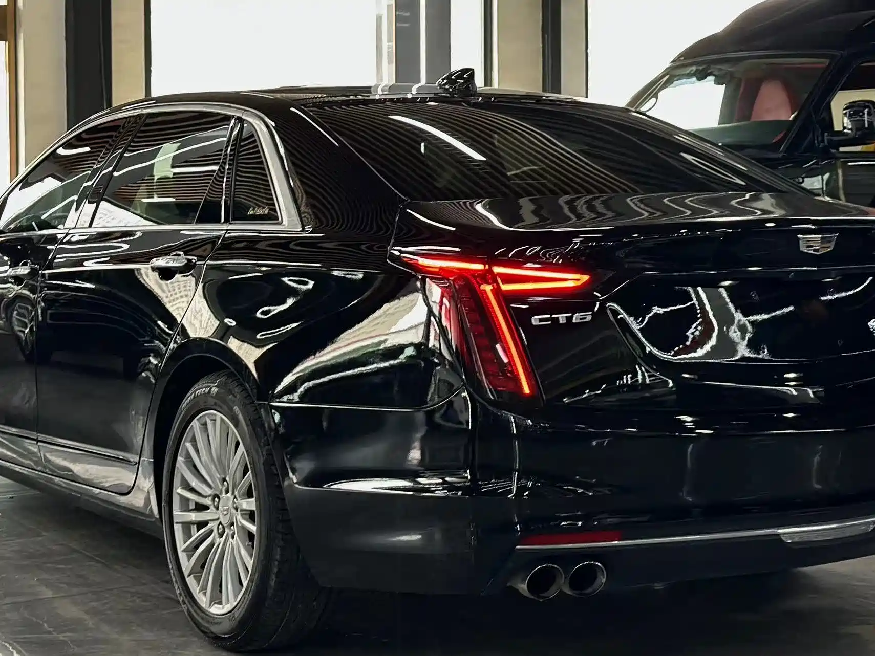 Фото 4 - Cadillac CT6