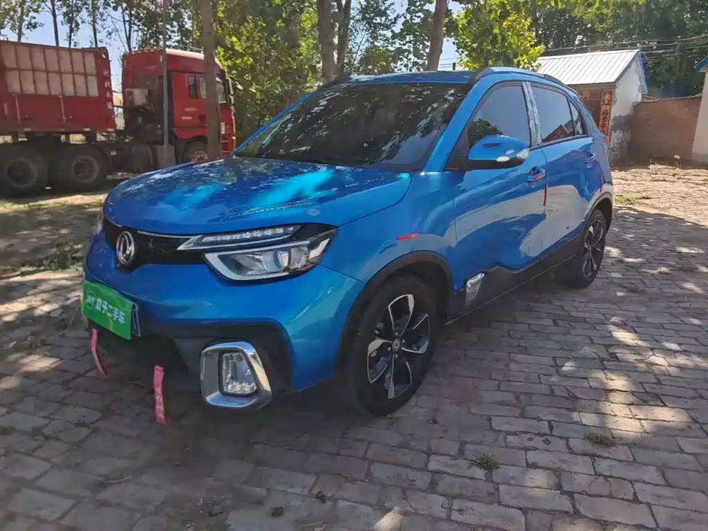 Dongfeng Aeolus Dongfeng Fengshen AX4 2017 — пригон из Китая