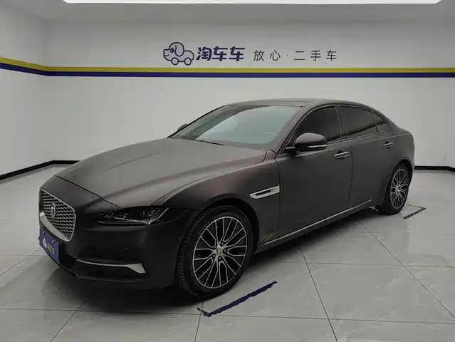 Jaguar XEL 2.0T 250PS, SE Техно, Элегантная