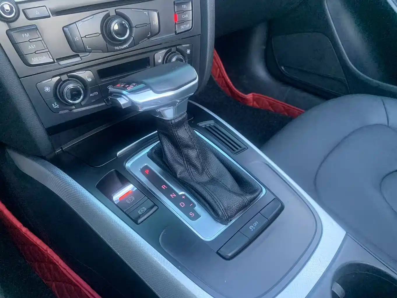 Audi A5 (Import) 2011 2010 2.0TFSI Cabriolet