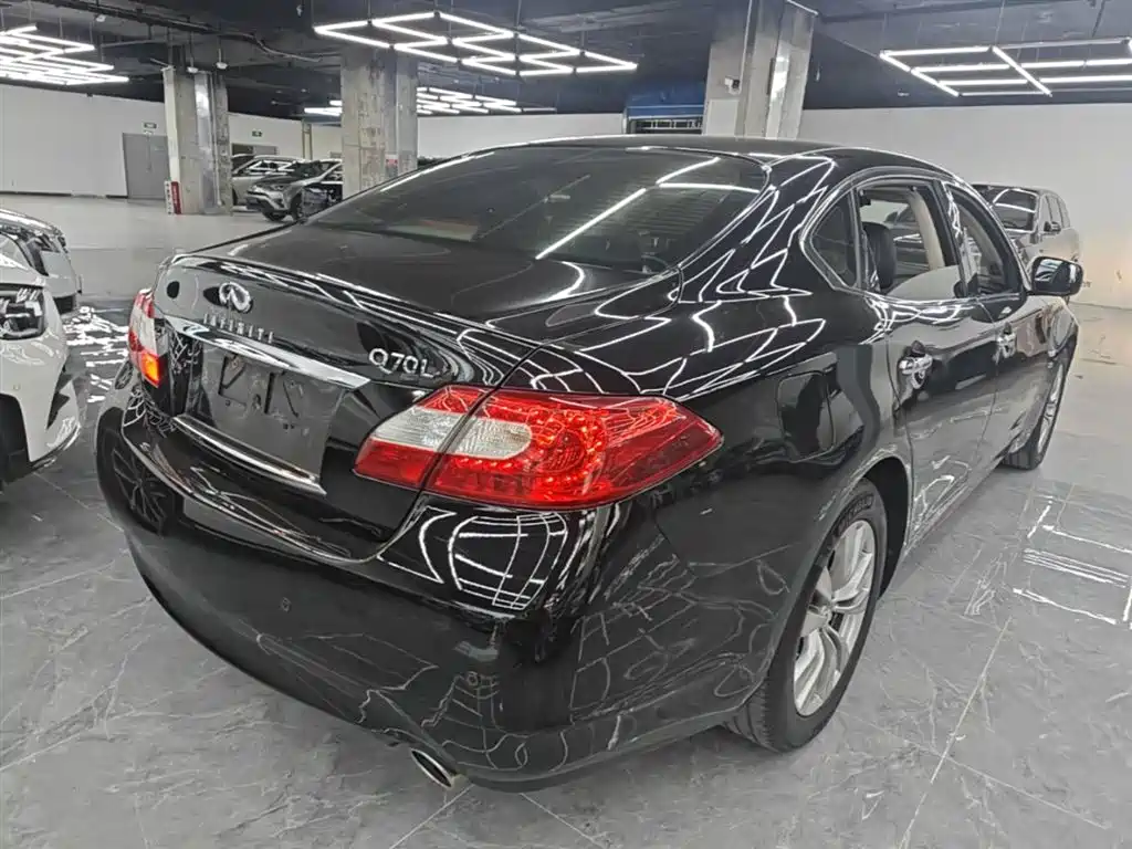Infiniti Q70 2015 2013 Q70L 2.5L Comfort