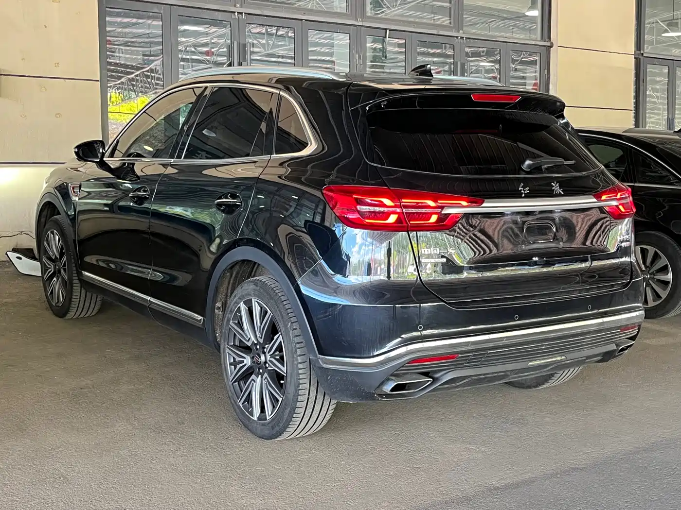 Hongqi HS5 2019 2.0T Smart Connect Enjoy 4WD Edition фото 4
