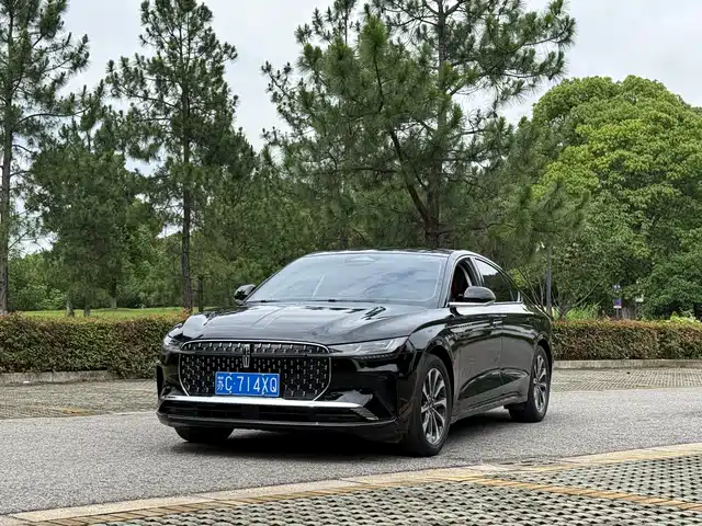 Lincoln Z 2024 2.0T Premium Edition