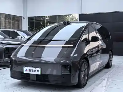 Li Auto MEGA