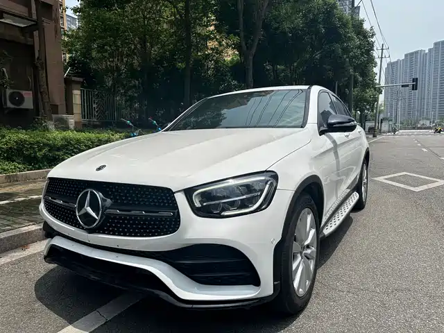 Mercedes-Benz GLC Coupe 2020 GLC 260 4MATIC Coupe SUV