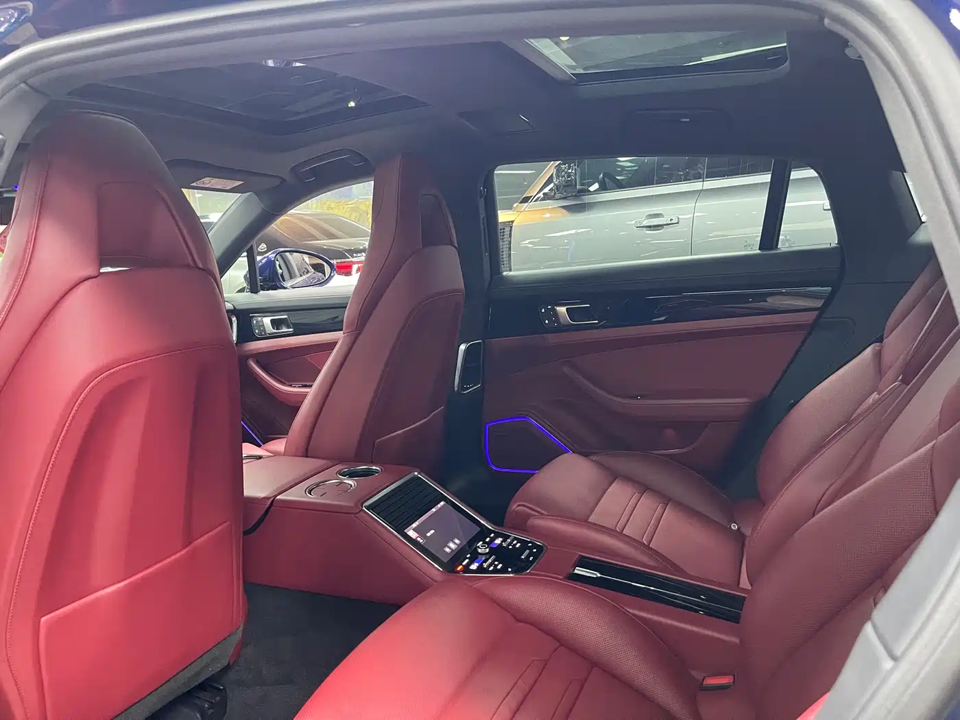 Porsche Panamera 2022 Panamera Executive Long Wheelbase 2.9T фото 9