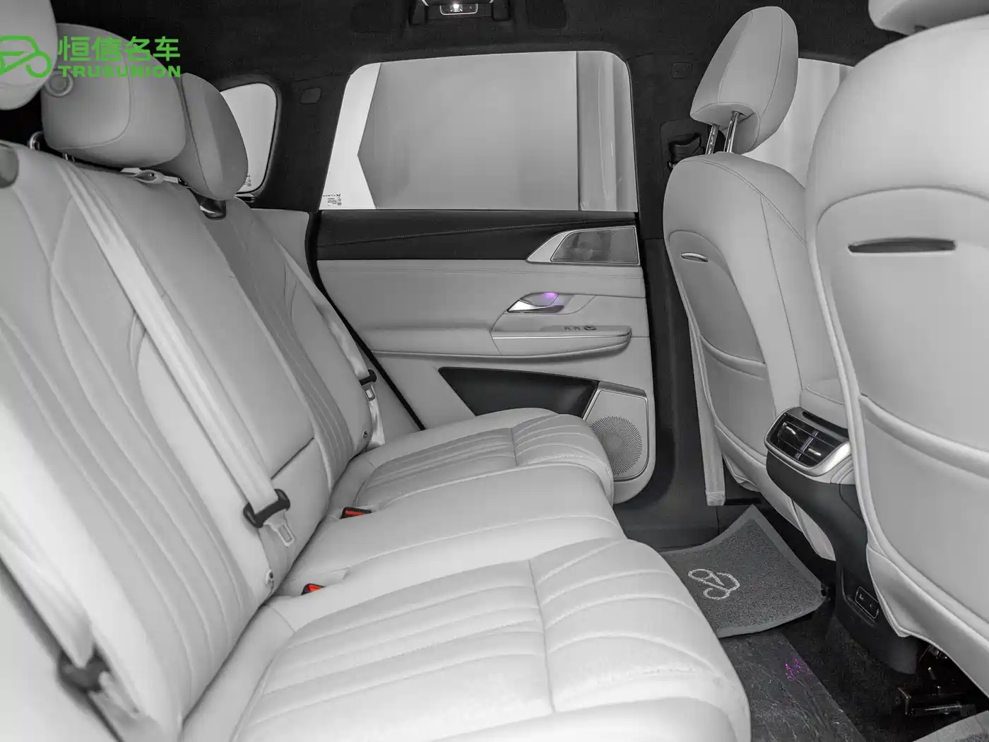 XPeng G9 2025 680 Ultra Long Range AWD Max фото 16