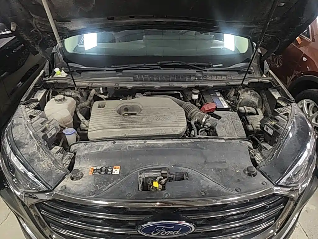 Ford Edge 2022 2021 PLUS EcoBoost 245 FWD Luxury Sharp 7-seater