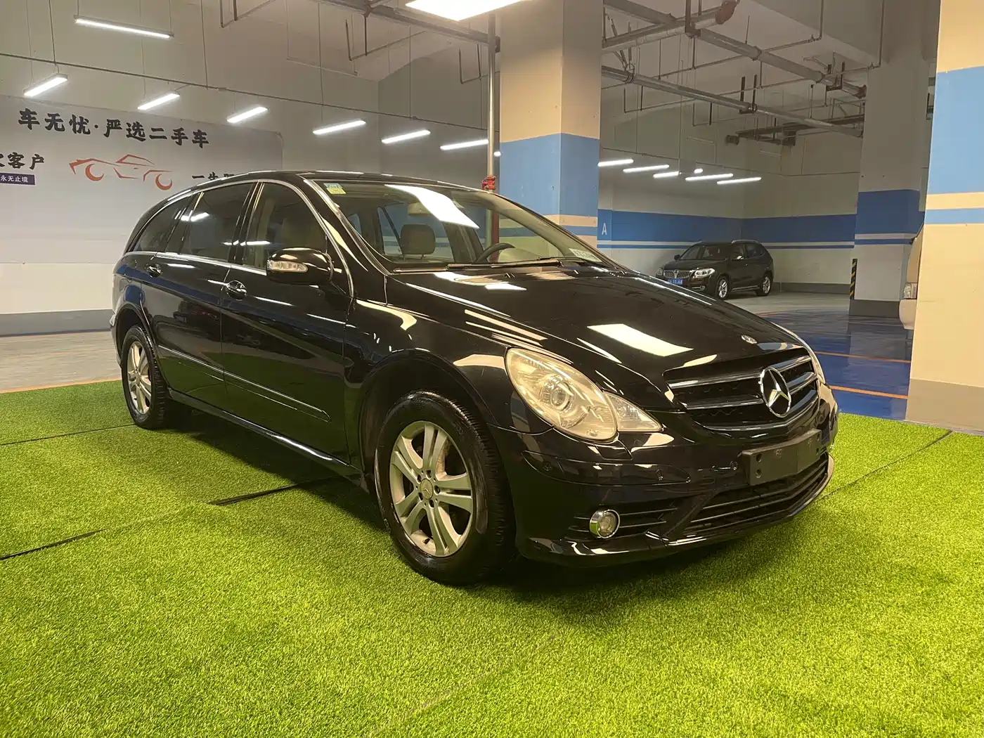 Mercedes-Benz R-Class 2010 R 350 L 4MATIC Grand Edition фото 5