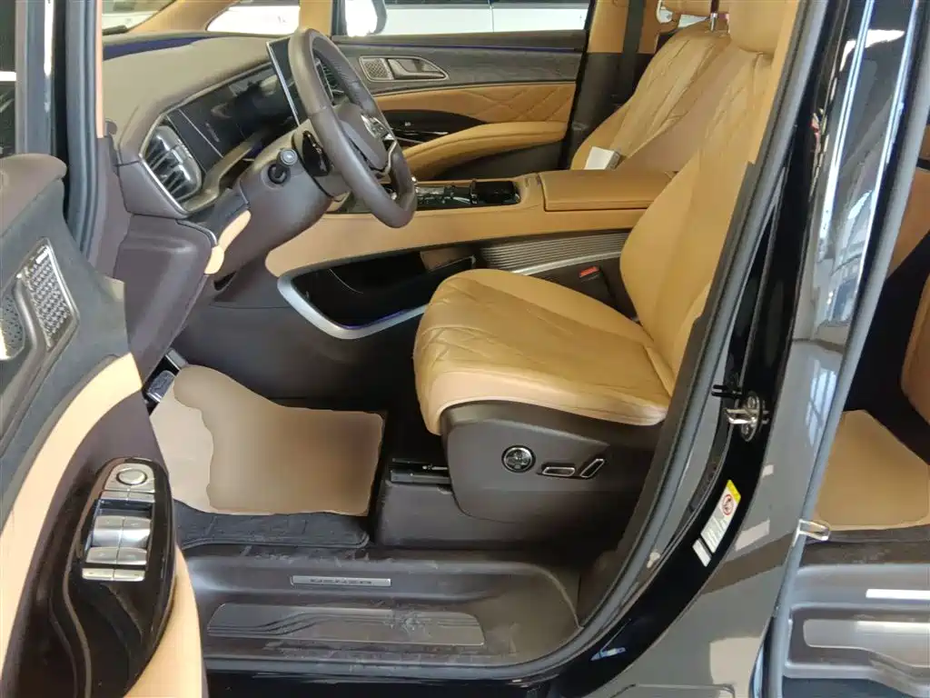 Denza D9 2025 DM-i Smart Drive Edition 1020 AWD Premium фото 11