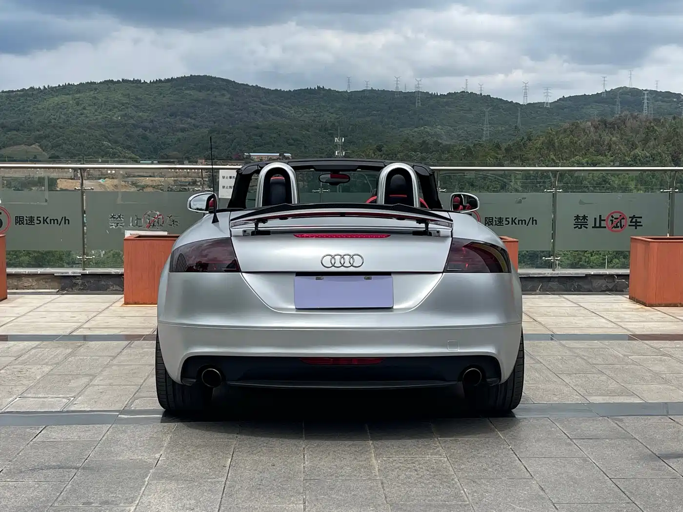 Audi TT 2011 TT Roadster 2.0TFSI фото 5