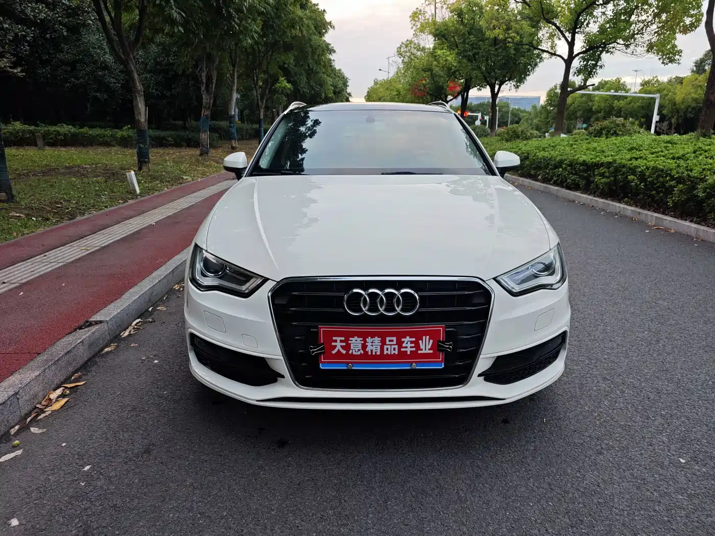 Audi A3 (Import) 2015 2014 Sportback 40 TFSI S line Comfort