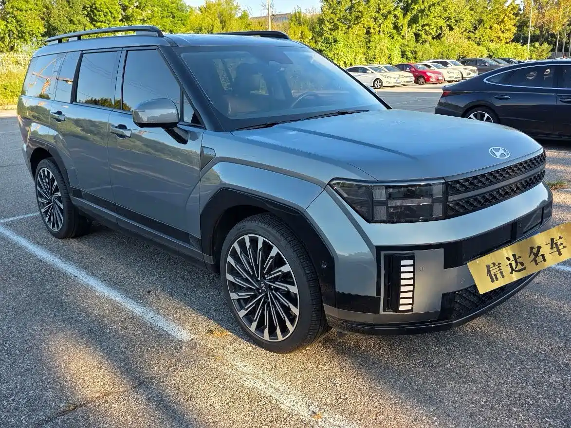 2025 Hyundai Santa Fe